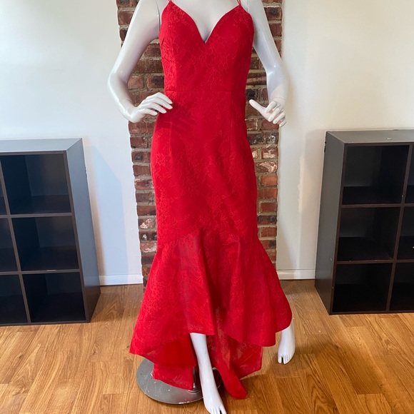 Bariano Australia Lace Fishtail Red Dress. Excellent condition. - Picture 3 of 5